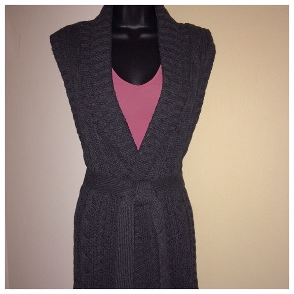 Old Navy Sweaters - Old Navy Sleeveless Belted Grey Cardigan